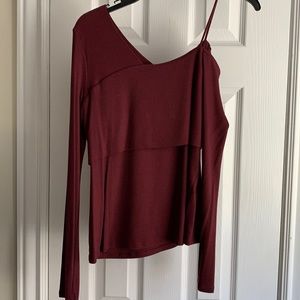 Ella Moss one shoulder top. Burgandy color